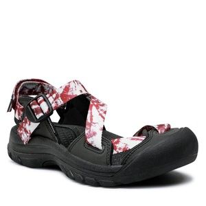 Keen Women's Zerraport II Sandal
Color: Blue Glass/Black
Size: 9.5